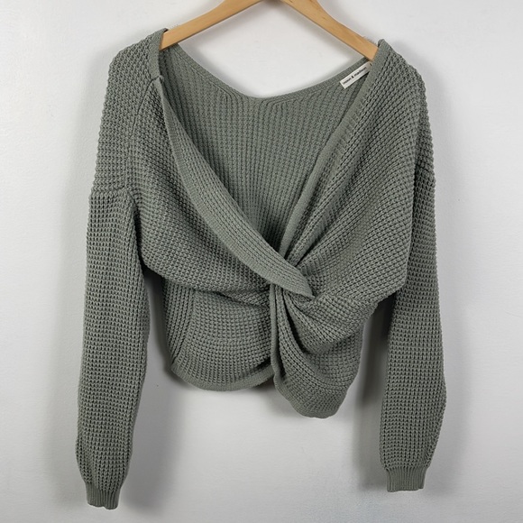 Moon & Madison Sage Knit Knot Back Crop Sweater - L - Picture 4 of 5